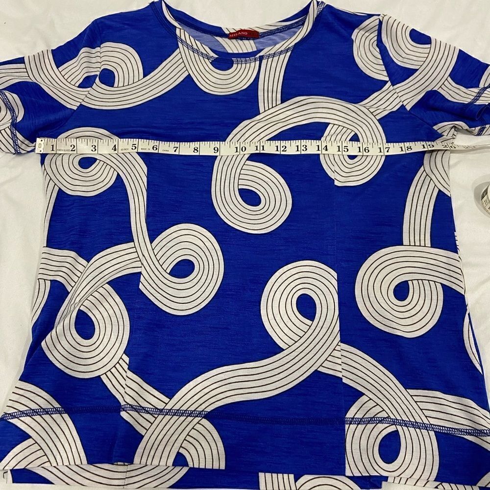 Milano whirlwind print crew neck purple and white top size XXL (3x$15) - Picture 3 of 8